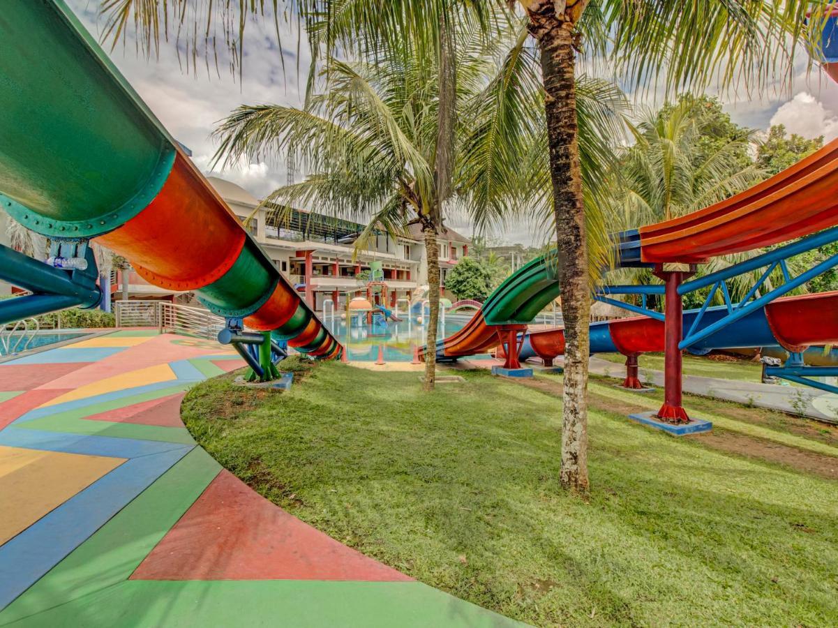 Oyo 89997 Hotel Bumi Kedaton Waterpark Μπαντάρ Λαμπούνγκ Εξωτερικό φωτογραφία
